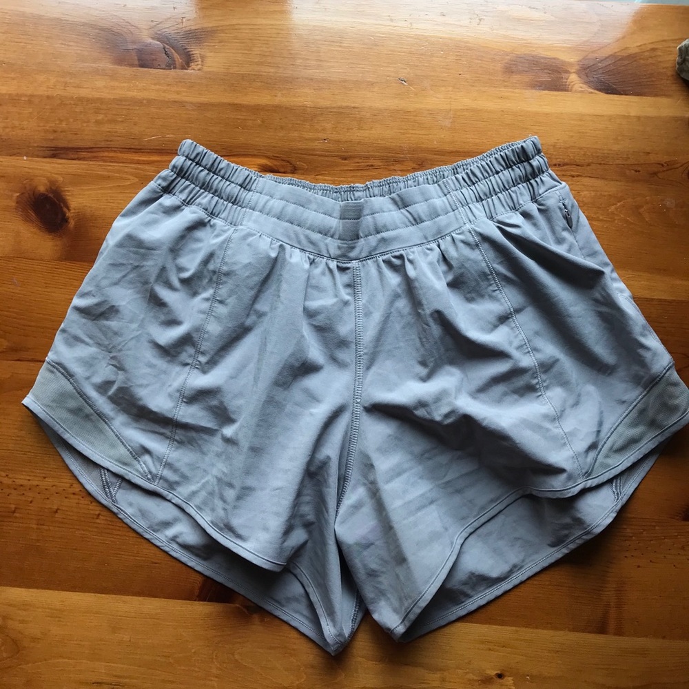 Lululemon hotty hot shorts 4”